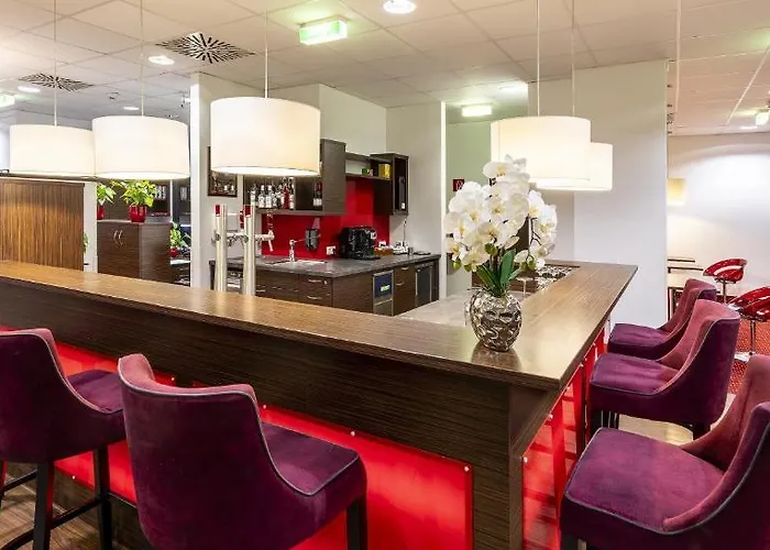 Hotel Plaza Amedia