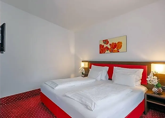 Hotel Plaza Amedia
