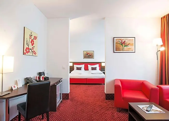 Plaza Amedia Hotel