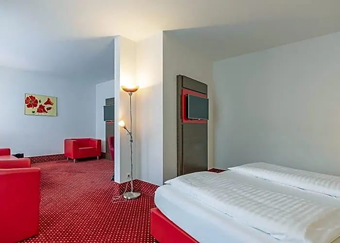 Hotel Plaza Amedia 4*